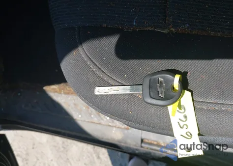 2021 Chevrolet Silverado 1500 4Wd Double Cab Standard Bed Custom from USA, damaged, VIN 1GCRYBEK4MZ110265